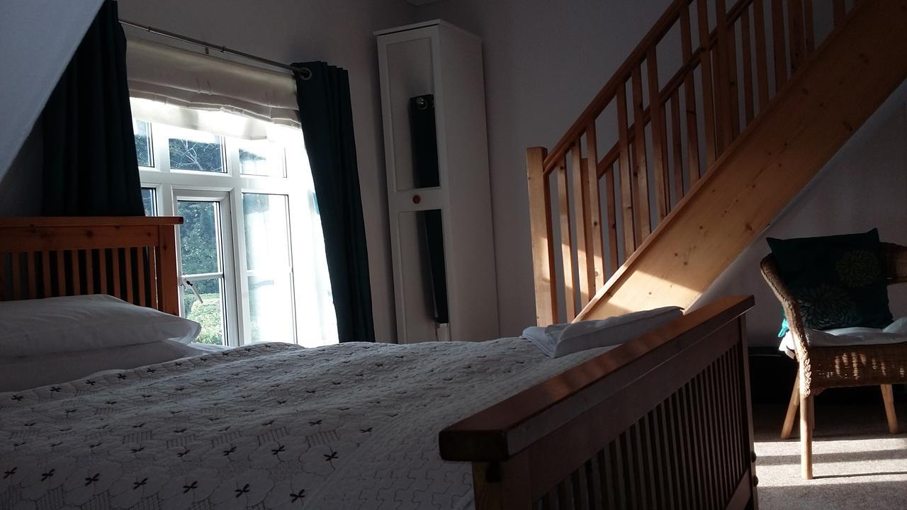 Church End Farm Bed And Breakfast Hale  Εξωτερικό φωτογραφία